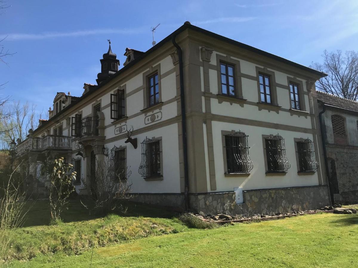 Zamecek Zdiky - Moderni Velky Apartman Bujanov Exterior foto